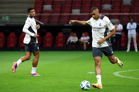 詹姆斯作为 詹姆斯作为